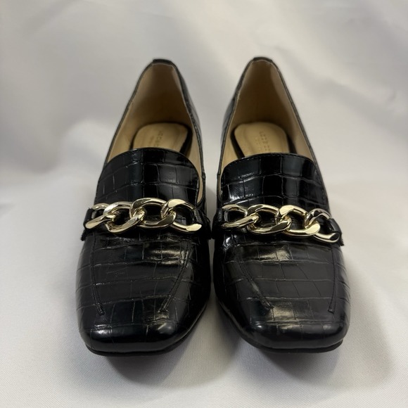 Liz Claiborne Croc Embossed Block Heel Loafers Black‎ W/Gold Chain Size 6 Classy - Picture 3 of 9
